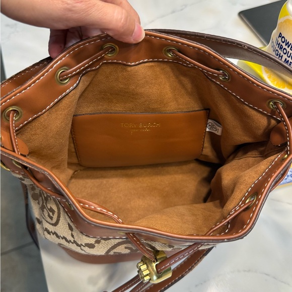 Tory Burch Tan and Brown Crossbody Bag - Picture 4 of 8